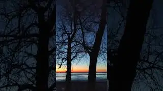 Такое разное, но одинаковое море. Шторм превращается в лёд.