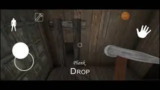 играю в Granny уезжаю на машине