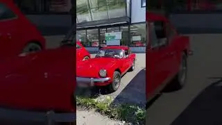 I had the chance to drive this Triumph MK2 and I filmed it