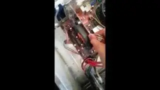 Починка компа-причина; на икране пишет no signal