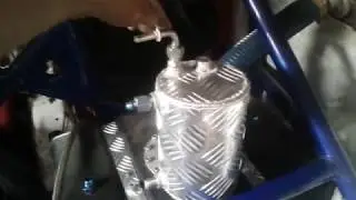 Противоотливной топливный бак