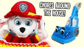Paw Patrol Marshall Cleans To Make Lunch!