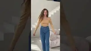 Кофта пышные рукава беж