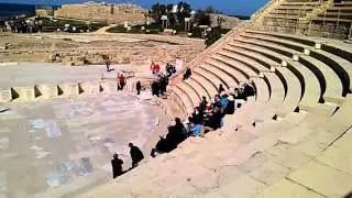 Chinese tourist sings in Qesariya