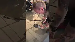стирка Балаклавы на Мойке Мотоциклов