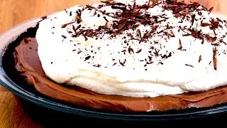 Professional Baker Teaches You How To Make CHOCOLATE CREAM PIE!