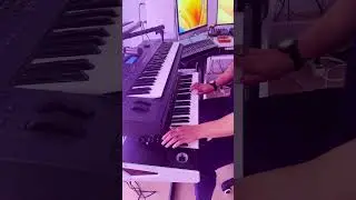 Keyboard Live Performance - Playing 2/4 Rhythm  