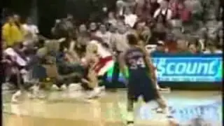 Vince Carter dunk vs Toronto Raptors