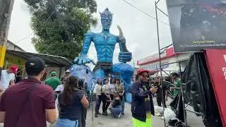 Sra. Gloria Gallardo agradece el trabajo de los artesanos en la Ruta de Monigotes Gigantes
