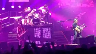 Guns 'n' Roses - The Pink Panther Theme - live in Moscow 11.05.2012.MOV
