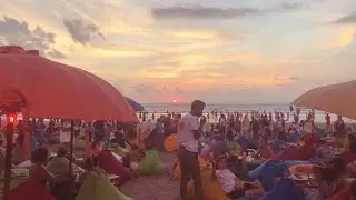 La Planca terbaik terbaik untuk melihat sunset di Pantai Double Six Seminyak Bali