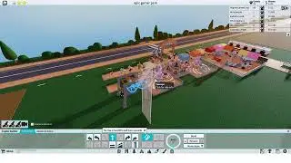 playing Theme Park Tycoon 2