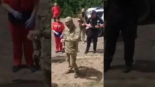 Тцк зі зброєю на блокпості м.Чернівці!!!