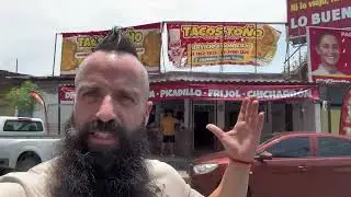 ESPAÑOLES COMIENDO TACOS POR PRIMERA VEZ EN MONTERREY MÉXICO (ACABA MAL)