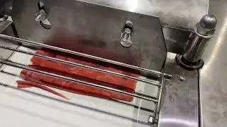 Слайсер гильотина для нарезки соломки, паутинки рыбных палочек из пластов.