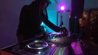 LOONEY CHOONZ LIVE 003 - RONNIE LOKO - CLIP 2