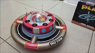 Nomura Space Station Planet Y RV23340 -1968