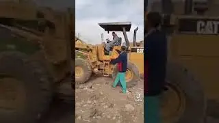 هدمو منزله بدون امر ازاله وشخص كان يدعي انه منزله