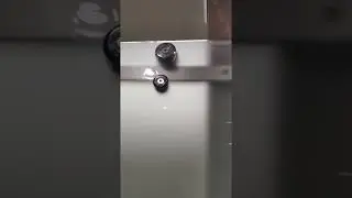 Стеклянные шторки для душевой.