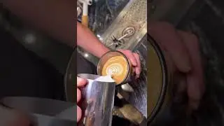 A little latte art to start your morning 