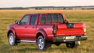 Nissan NP 300 Pickup Double Cab   Exterior & Interior