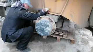 Снятье заднего моста JCB 3CX по порядку