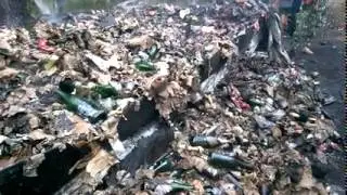 Кто там говорил, что Донбасс бедный регион? Дончанки моют ноги шампанским