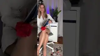 В ТЕЛЕСНЫХ КОЛГОТКАХ И БЕЛОМ ПЛАТЬЕ 👗 МИЛАЯ БЛОНДИНКА