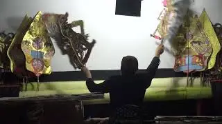 Pagelaran Wayang Kulit Lakon Gathutkaca part 3