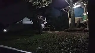 pemuda ini bongkar keranda