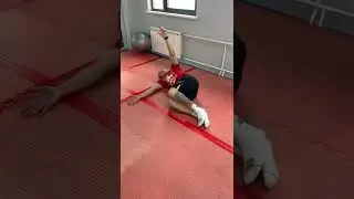 Вращение корпуса без таза в положении лежа