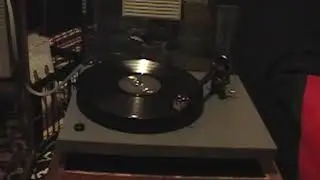 NAD C556 Turntable