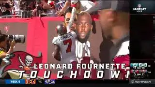 Tom Brady passes to Leonard Fournette to score 3rd TD
