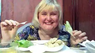 МУКБАНГ/ПЕЛЬМЕНИ! ПЕРЕДАЮ ПРИВЕТИКИ!