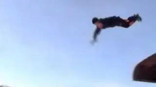 Parkour Amazing SUPERMAN High Jump From Roof