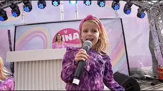 “ MODESHOW” OPTREDEN - TiNA FESTiVAL | Bellinga Short 