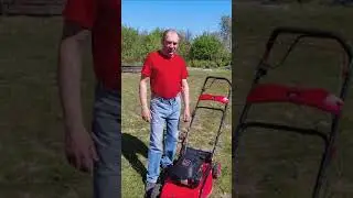 Як мити газонокосарку?