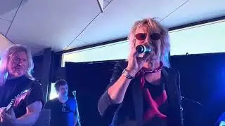 2024.05.19 Uncanny X-Men perform ‘still waiting’