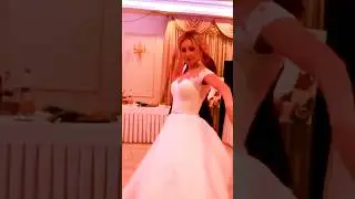 💖 Романтичний Початок: Перший Танець Молодят на Весіллі! 🎶💑 