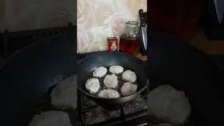 Готовлю котлетки ! 