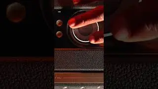 JBL Authentics 200