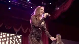 Diana Fuentes - El Amor Lo Cura Todo (Live)