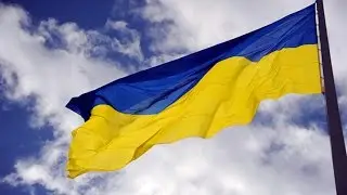 Развевающийся флаг Украины
