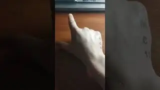Как показать пять на пальцах 