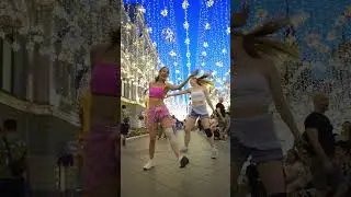 Here's a ticket, baby, wanna go out? 🤩#dance #kpop #roxxi #kpopdance #dancecover #kissoflife
