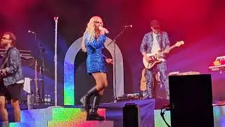 VIIVI – Kävi miten kävi sul on mut (Live 9.8.2024, @Holjat Forssa)