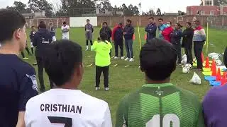 Guaranda Futbol Club recibió la donación de implementos deportivos para su preparación.