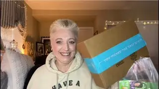 A random video!! Amanda and I say Thanks 💙🐞 #loreal #cvs #FFF #dashingdiva #temu #wow￼combo