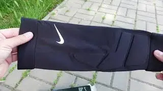 NIKE HYPERSTRONG MATCH FULL PAD SLEEVES