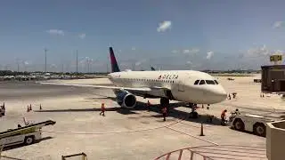 Delta Air Lines Airbus A320-212 [N342NW] - Gate Arrival in PBI - 04JUL2024